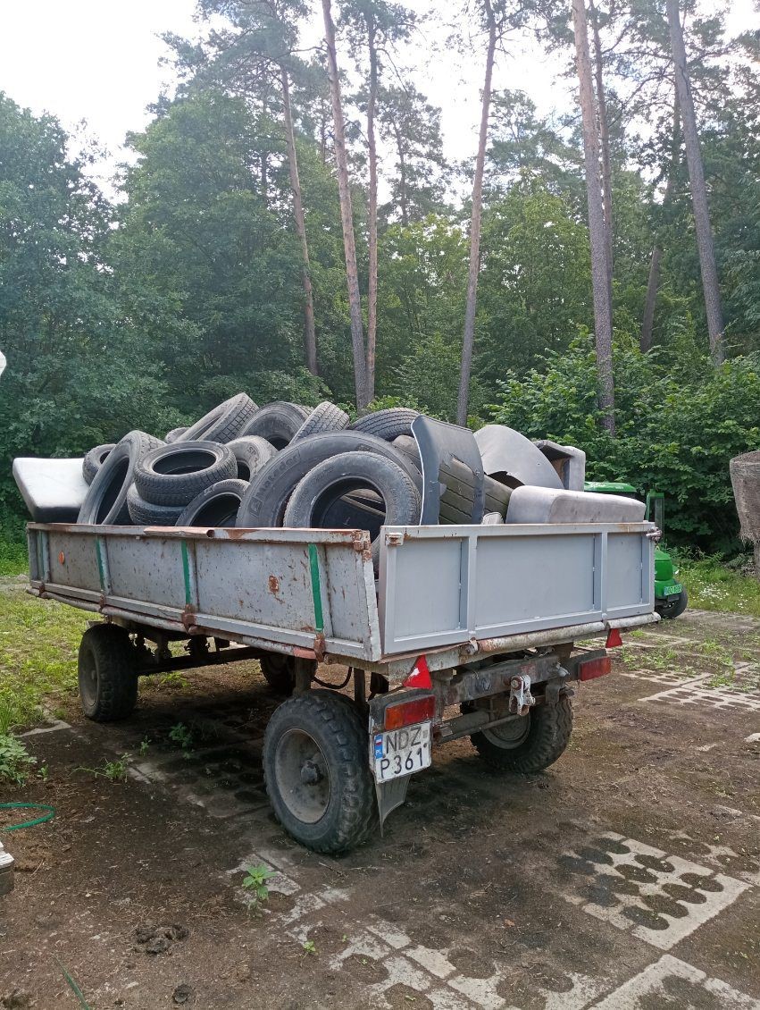 Ponad 70 sztuk zużytych opon zebrano na terenie Leśnictw Łomia i Wieczfnia