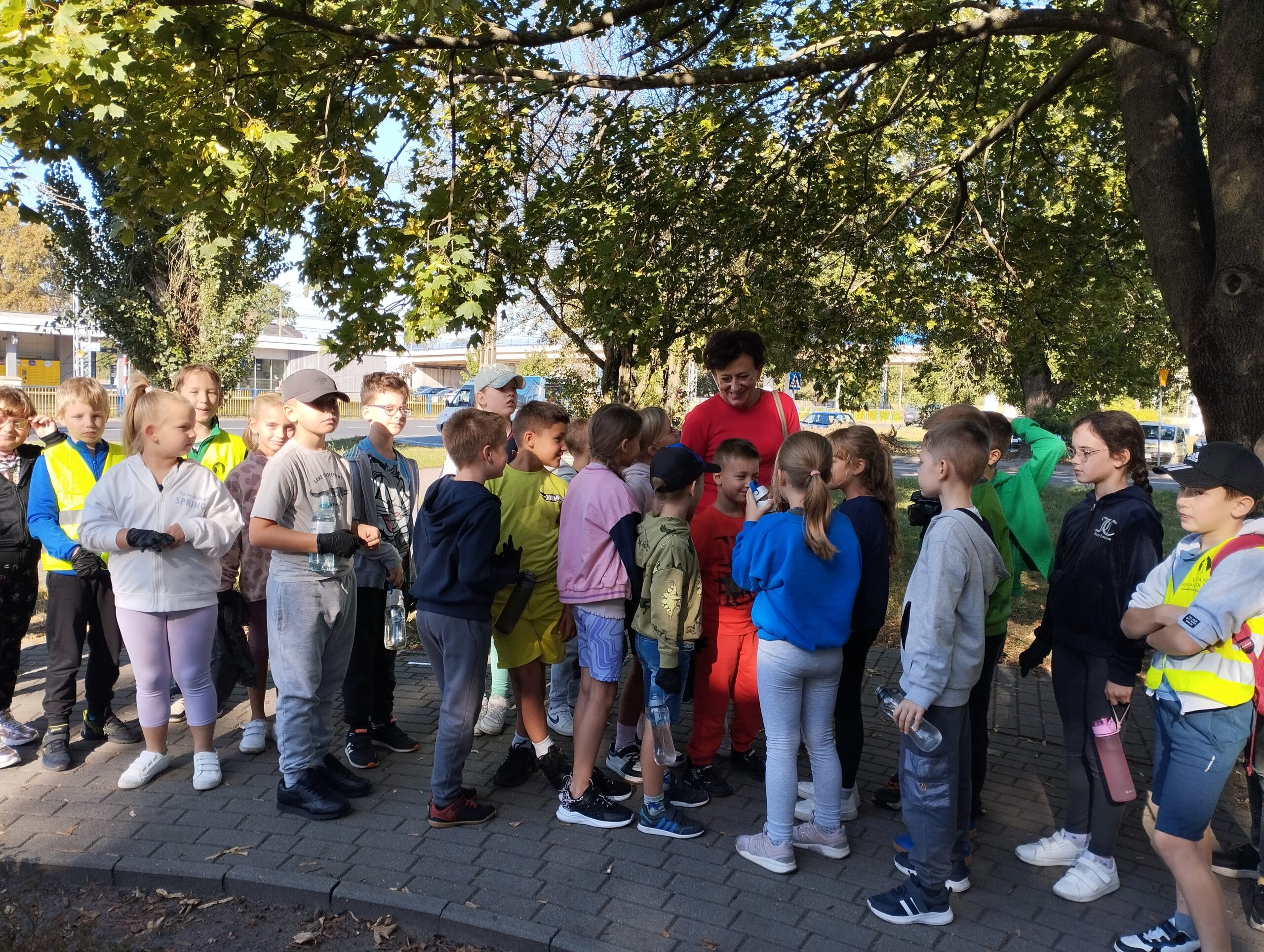 950 uczniów miejskich szkół posprzątało Mławę