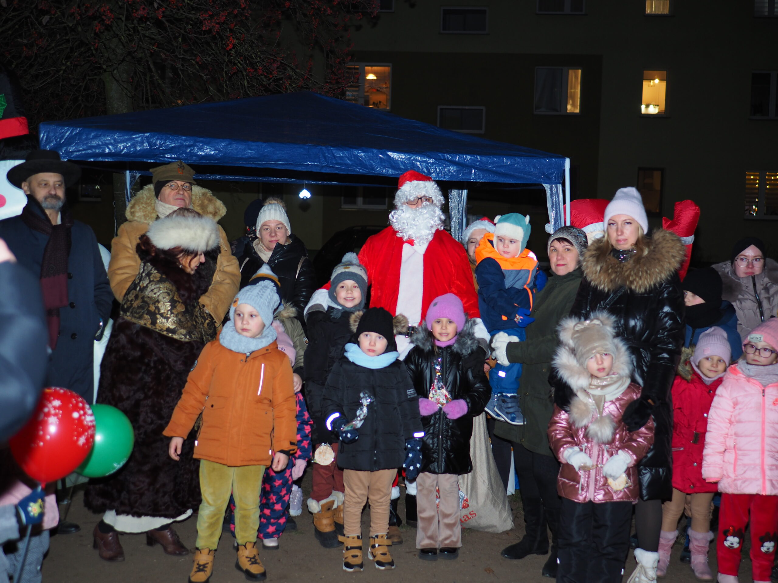 Osiedlowe Mikołajki na Osiedlu Nr 15 Młodych [GALERIA]