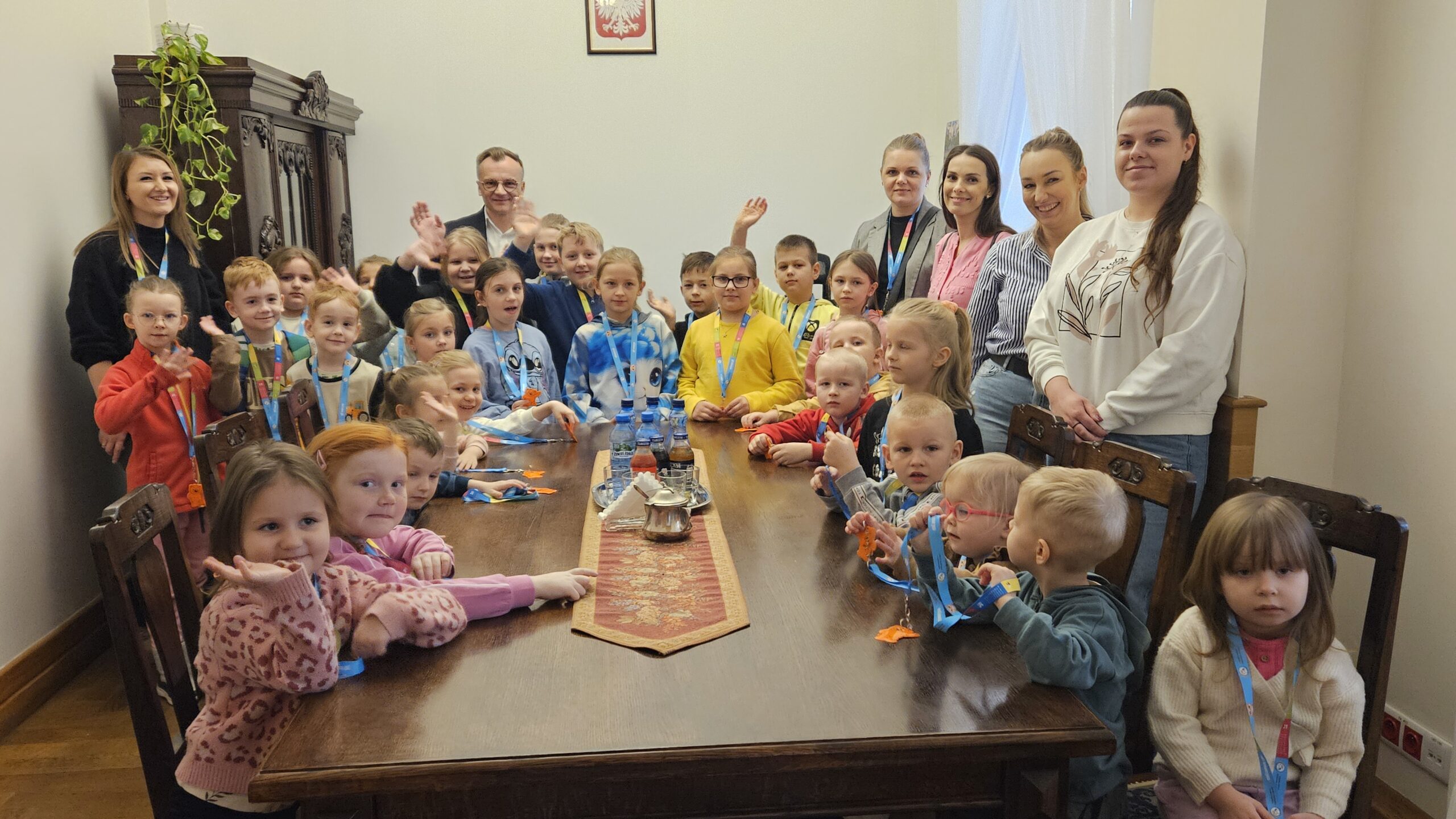 Dzieci ze Szkoły Podstawowej w Łomi z wizytą w ratuszu