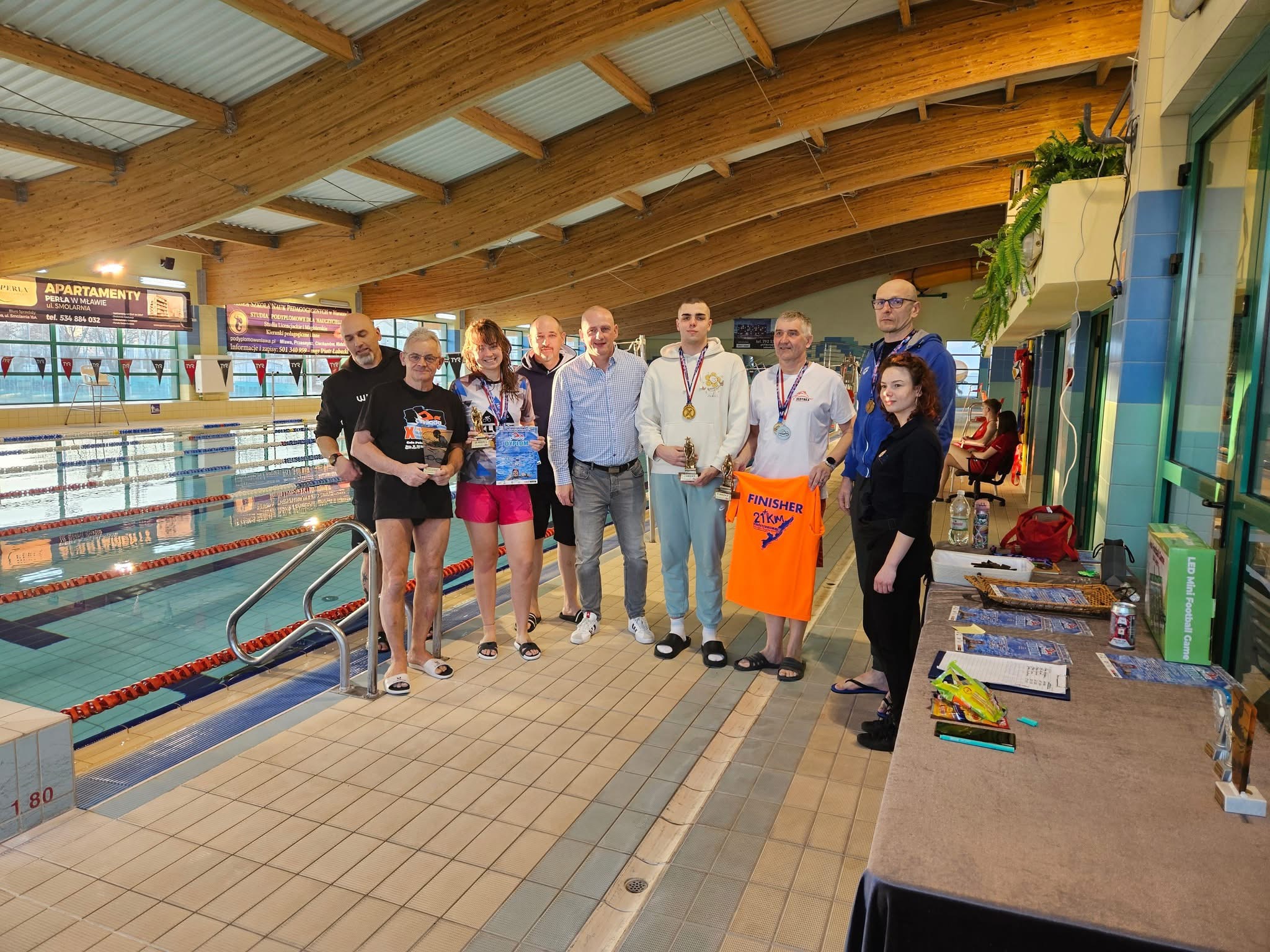 Nocny maraton pływacki Otyliada 2025 w Mławie 