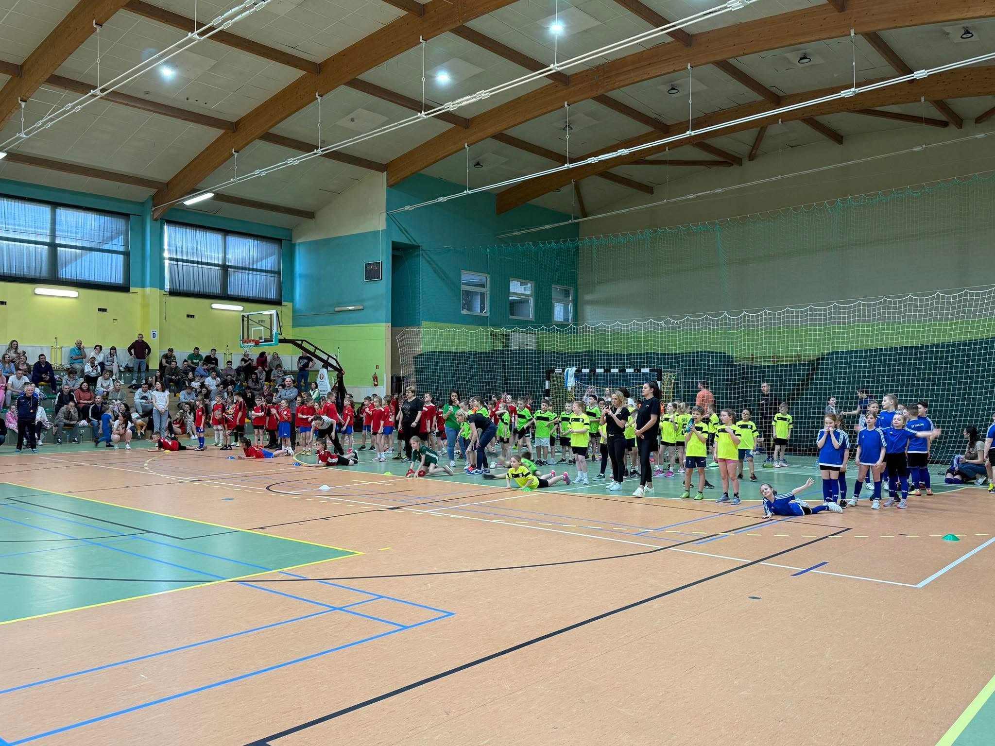 III Turniej Rekreacyjno-Sportowy Klas 1-3 Mławskich Szkół Podstawowych za nami