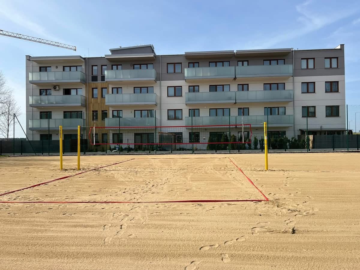Mławska Hala Sportowa przygotowuje boiska do siatkówki plażowej!