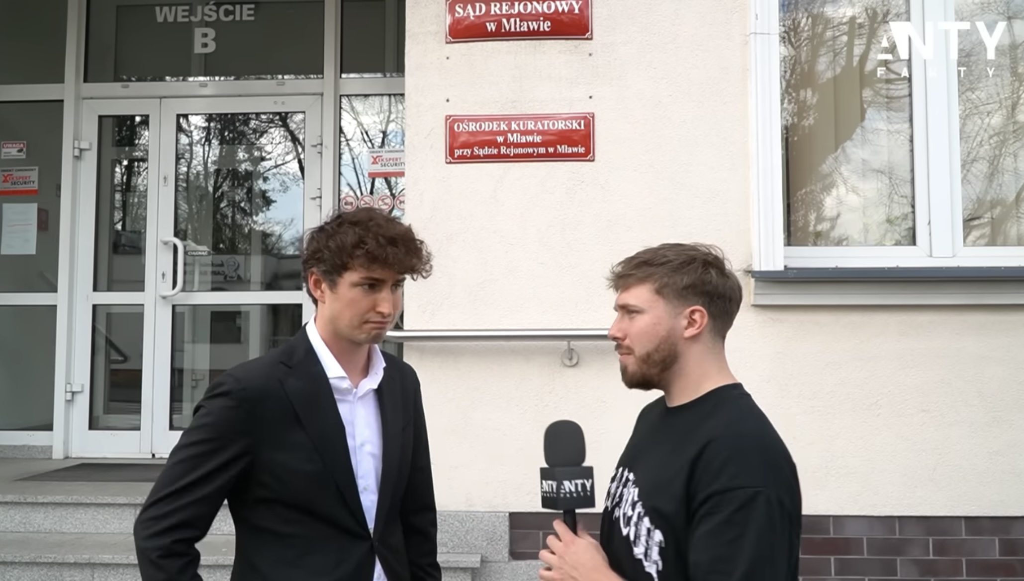 Znacie youtubera z Mławy? Wczoraj stanął przed sądem 