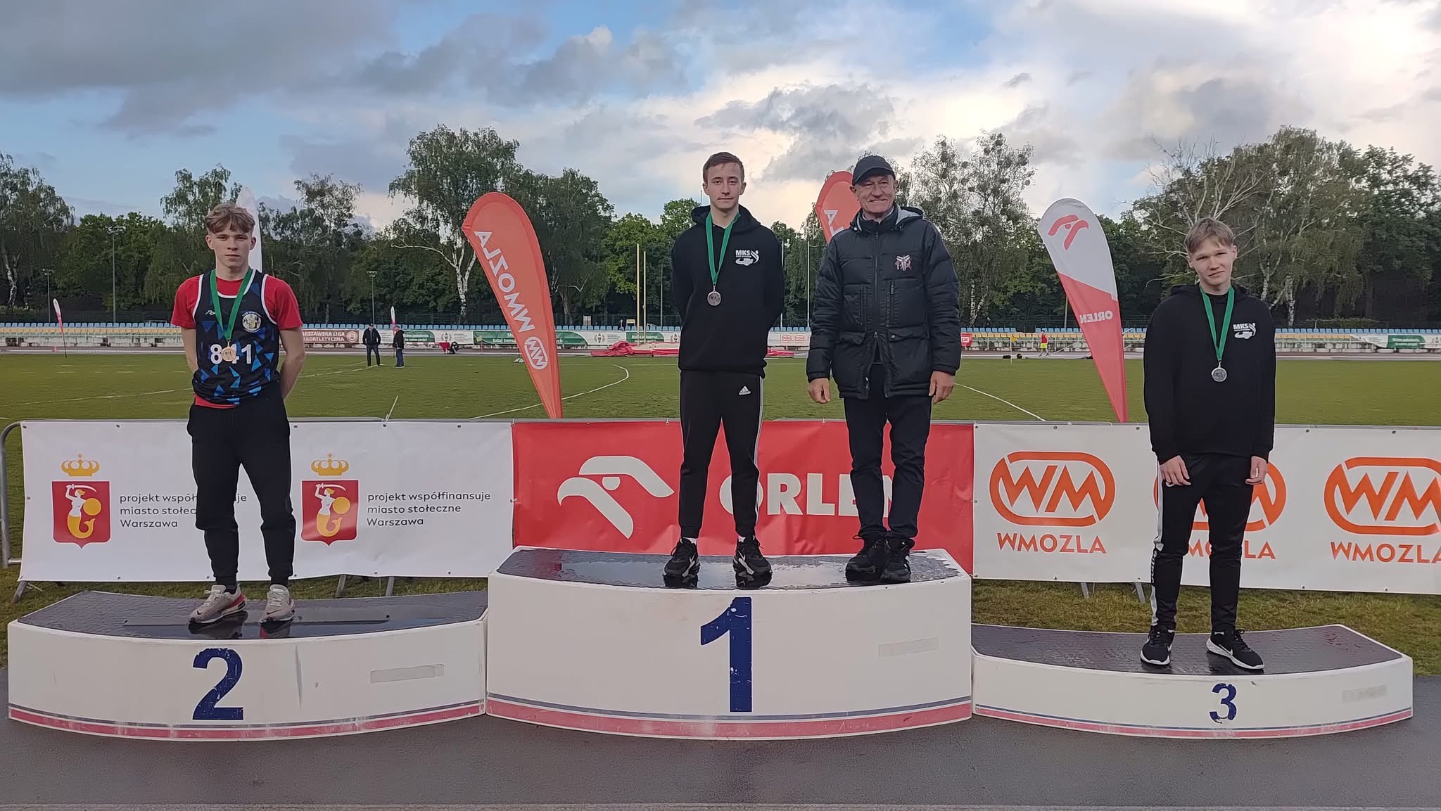 Walka nie tylko z rywalami, ale i pogodą – świetny występ naszych sportowców w Warszawie