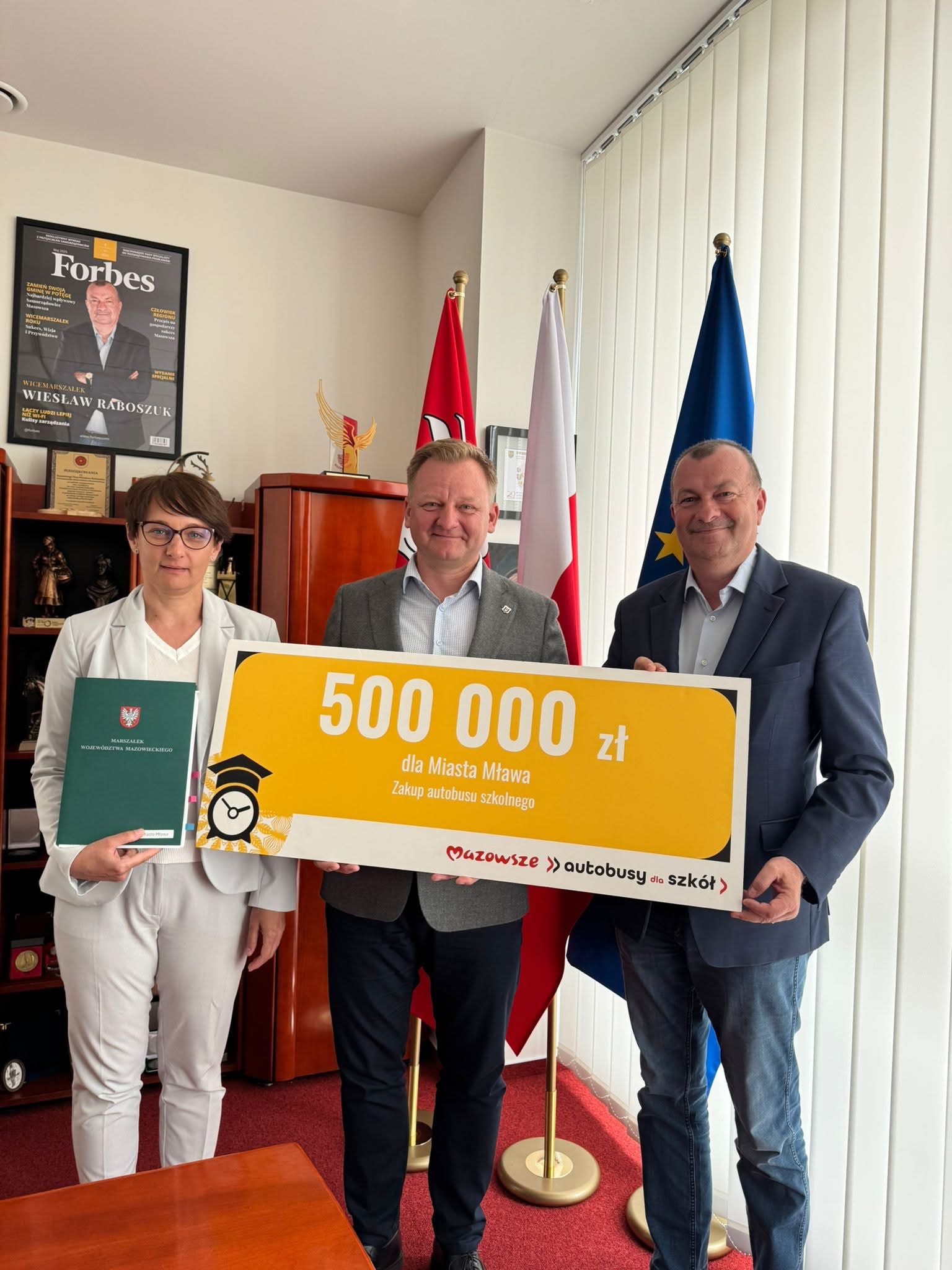Nowe umowy dla Mazowsza! Mława z dofinansowaniem na autobus szkolny 