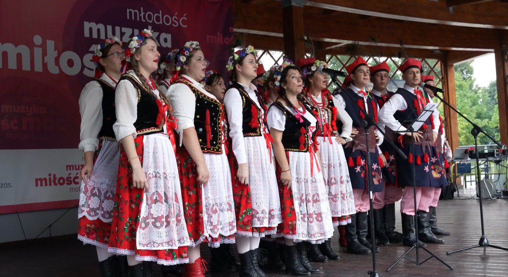 „Taniec pod chmurką” – spotkanie z polską kulturą ludową już 6 lipca w Mławie