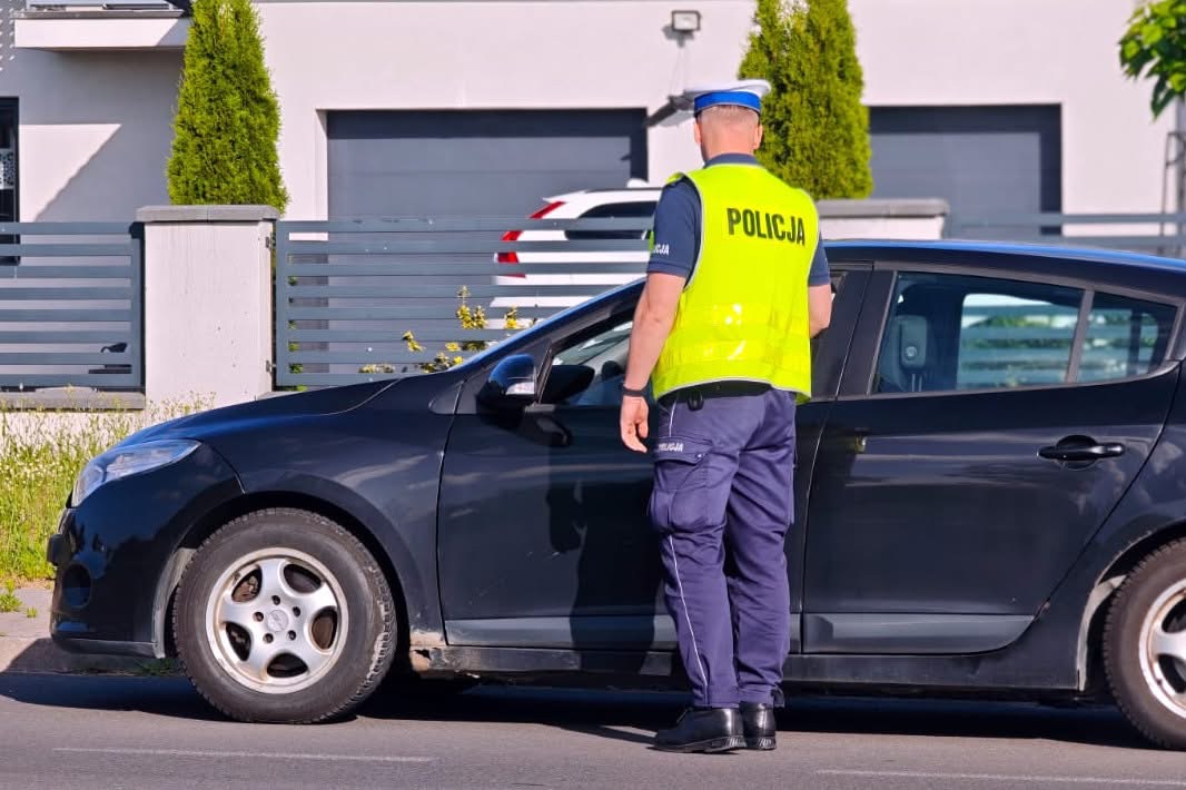 “Trzeźwy poranek” i akcja „Prędkość” w powiecie mławskim: zatrzymany nietrzeźwy kierowca i rekordzista z 123 km/h! 