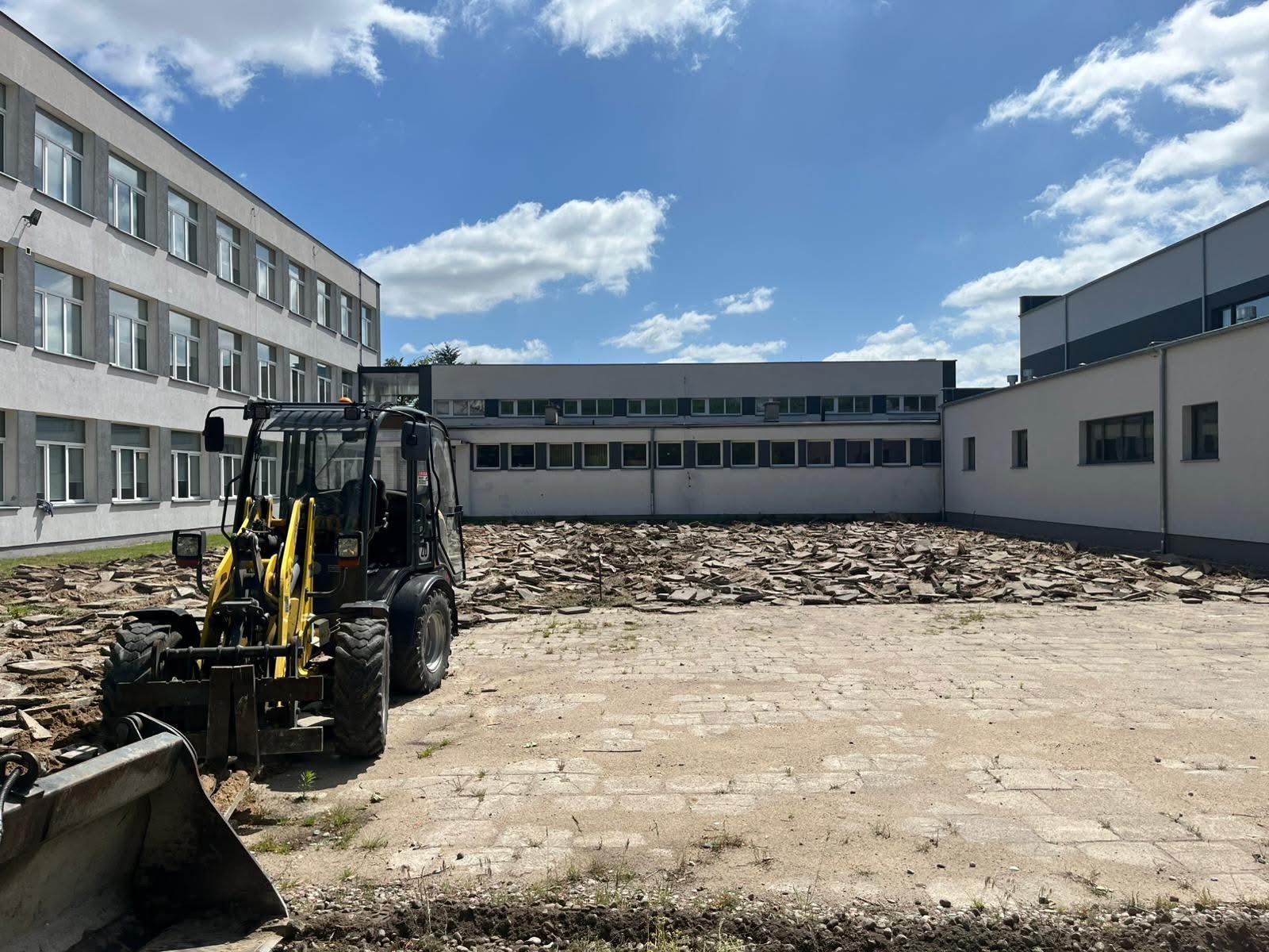 Ruszyły prace przy Zespole Szkół nr 4 w Mławie! 