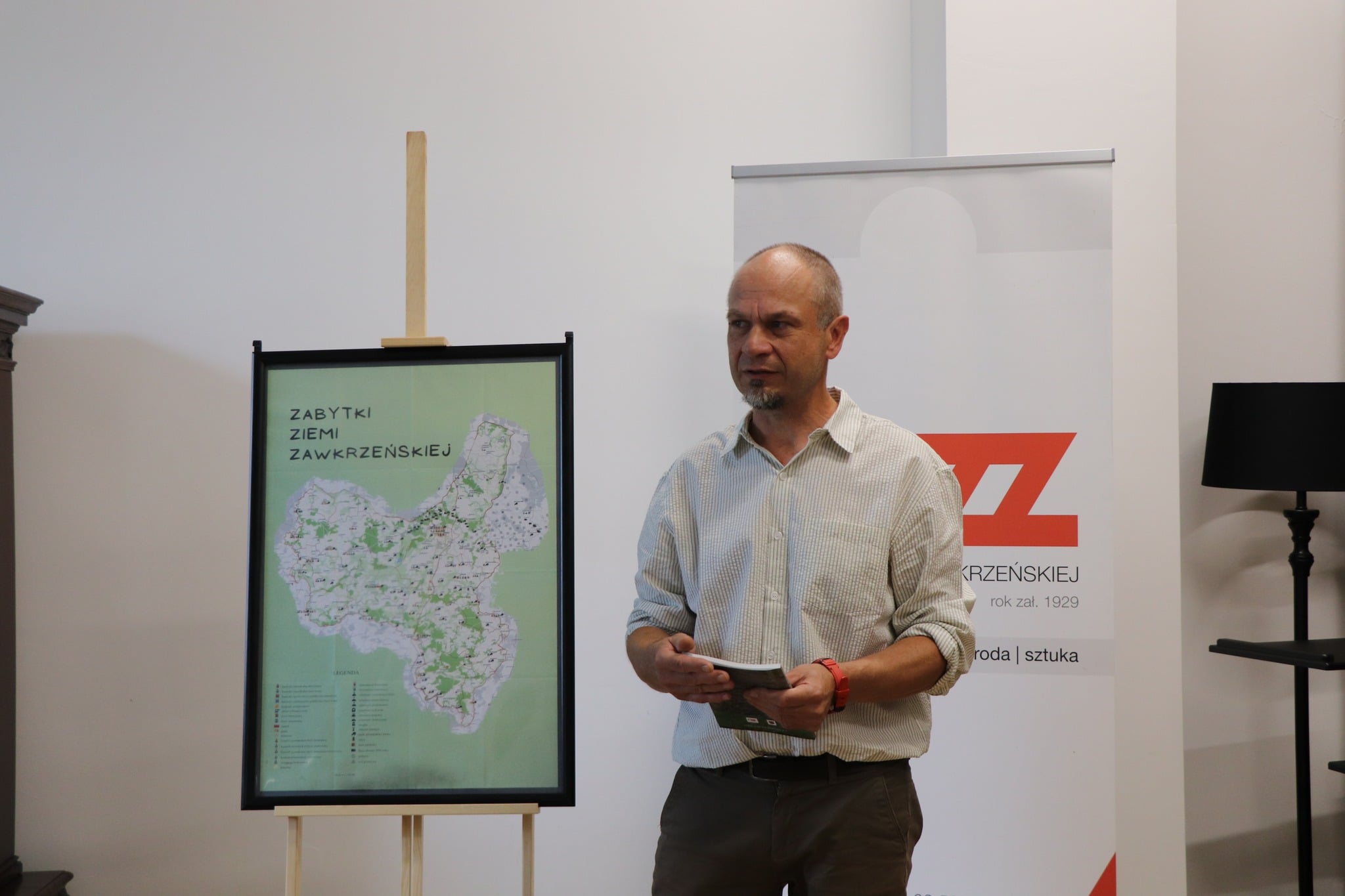 Przewodnik po ziemi zawkrzeńskiej – nowa publikacja Muzeum Ziemi Zawkrzeńskiej