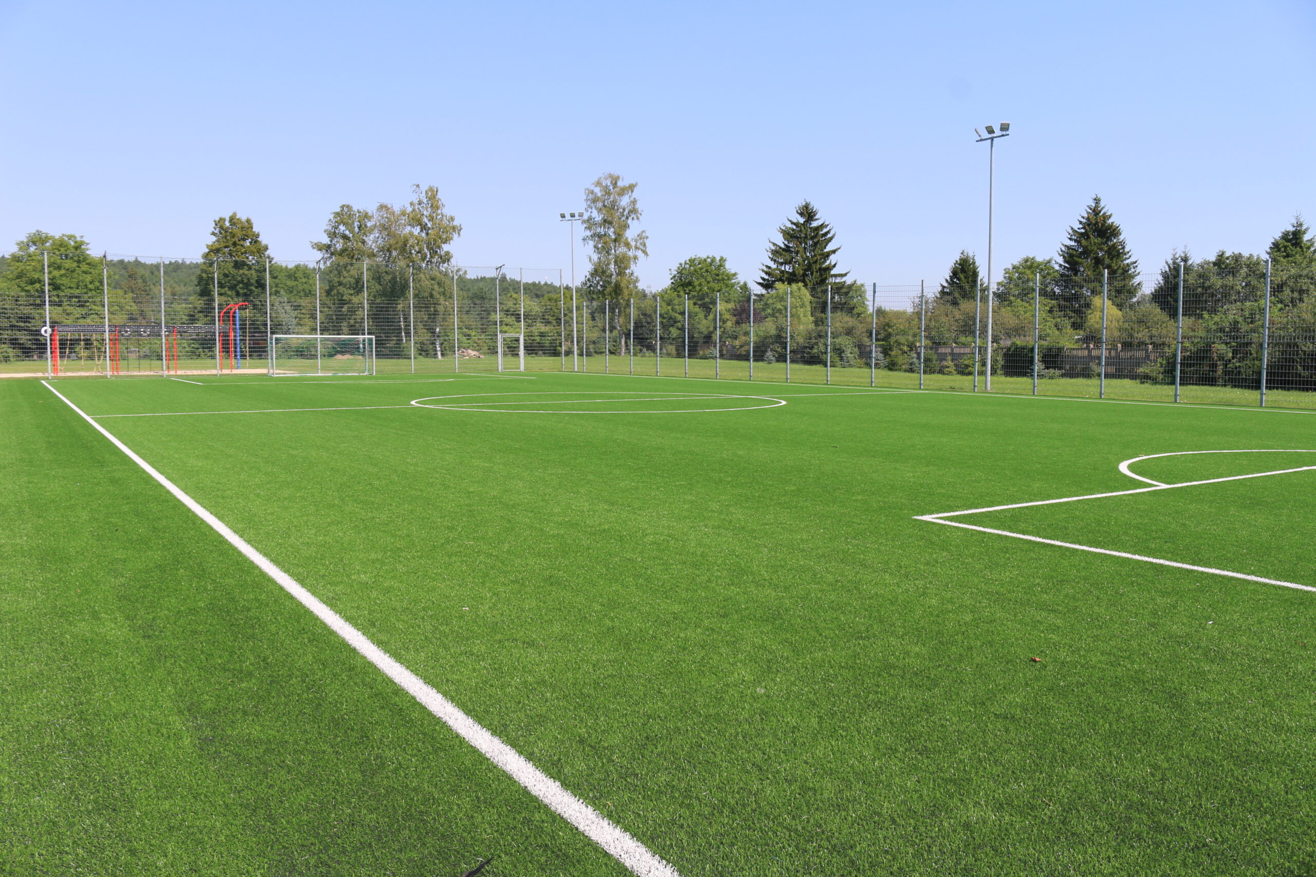 Modernizacja zakończona – dwa „Orliki” w Mławie po przebudowie