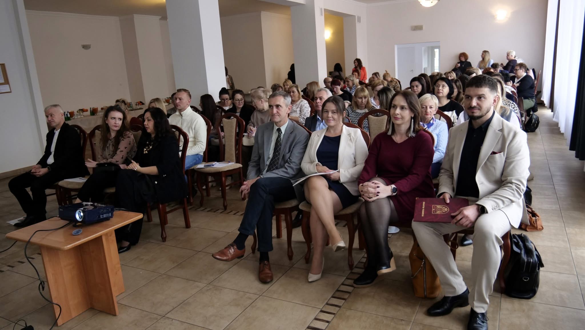 Wspólnie dla zdrowia psychicznego – konferencja w Zespole Ośrodków Wsparcia w Mławie