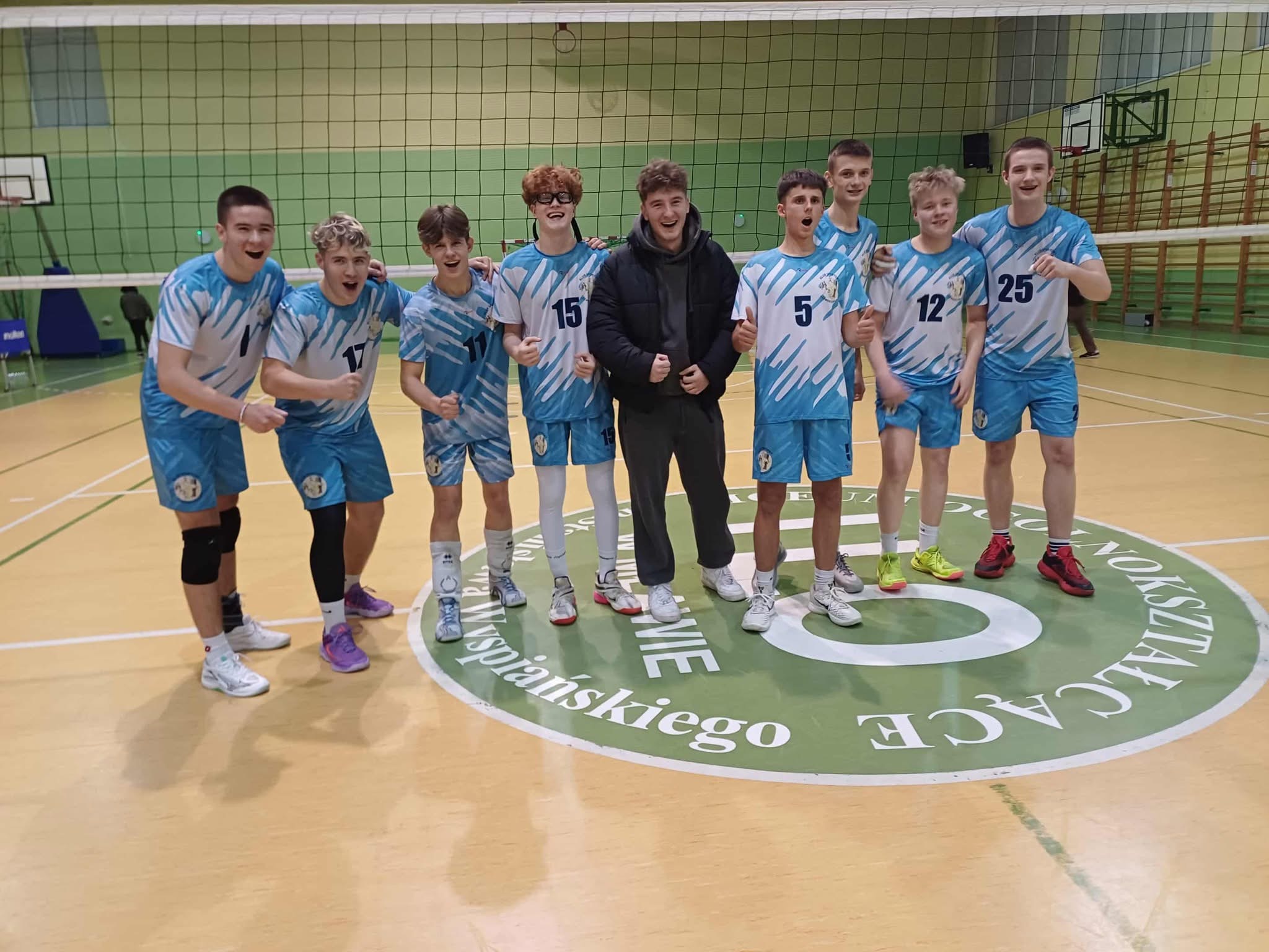 KS Zawkrze Mława: Juniorzy i kadeci z cennymi zwycięstwami. Mława mocna w siatkówce!