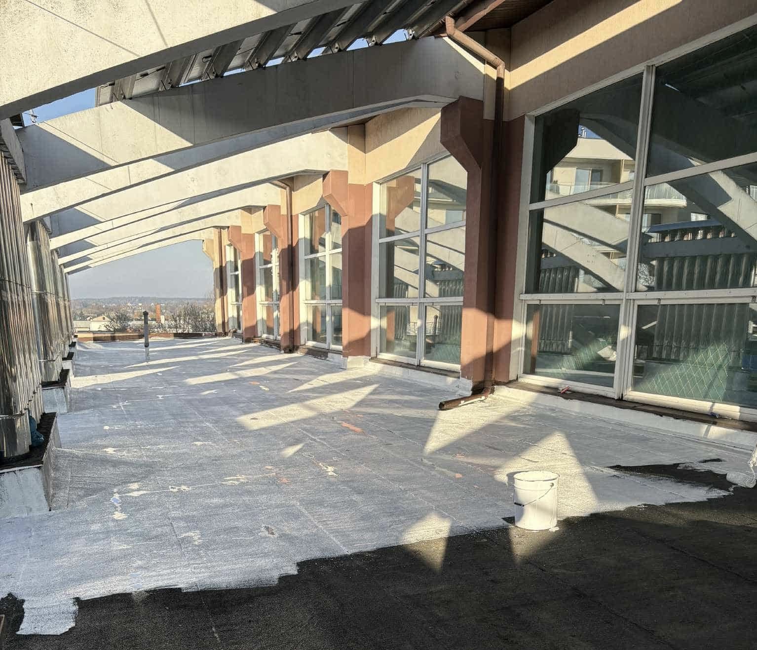 Remont dachu Mławskiej Hali Sportowej w toku!